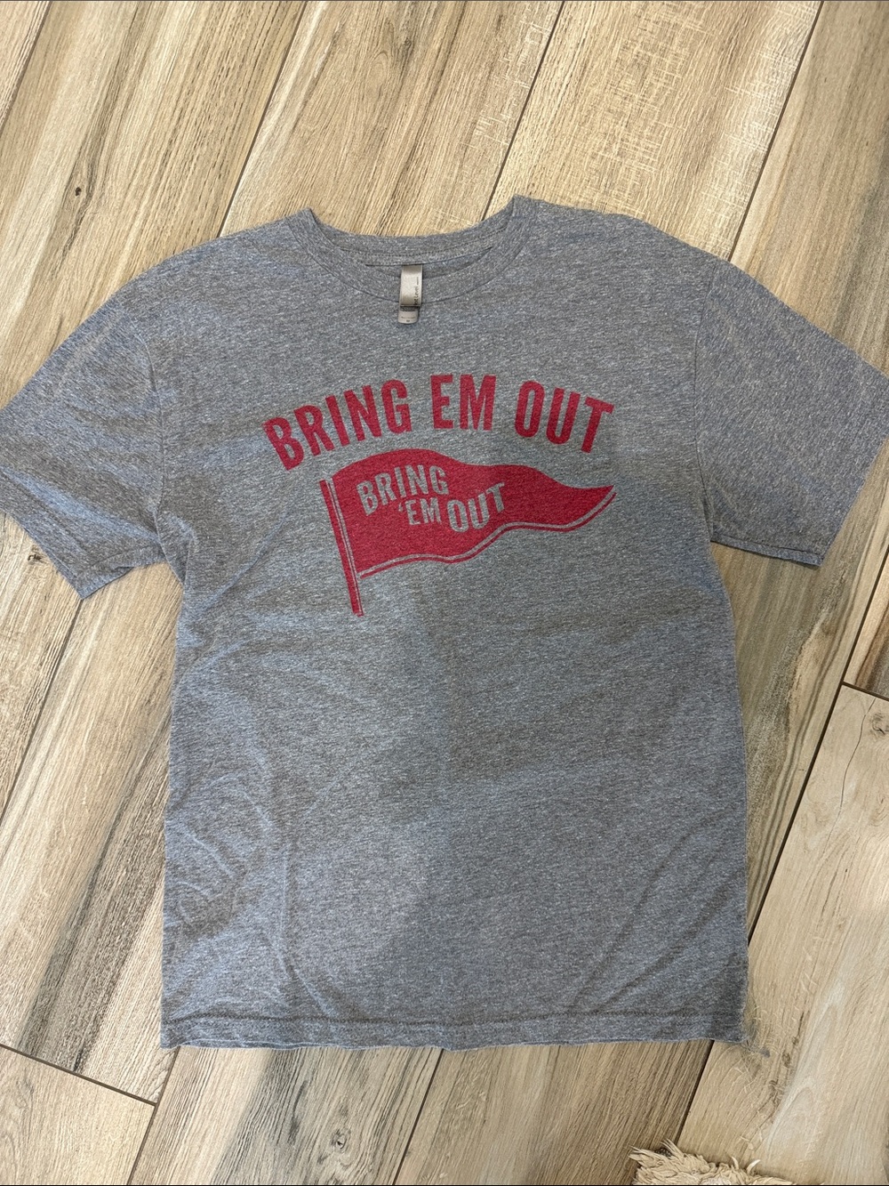 Gray Short Sleeve Graphic Tee with Red Flag Print - Women's